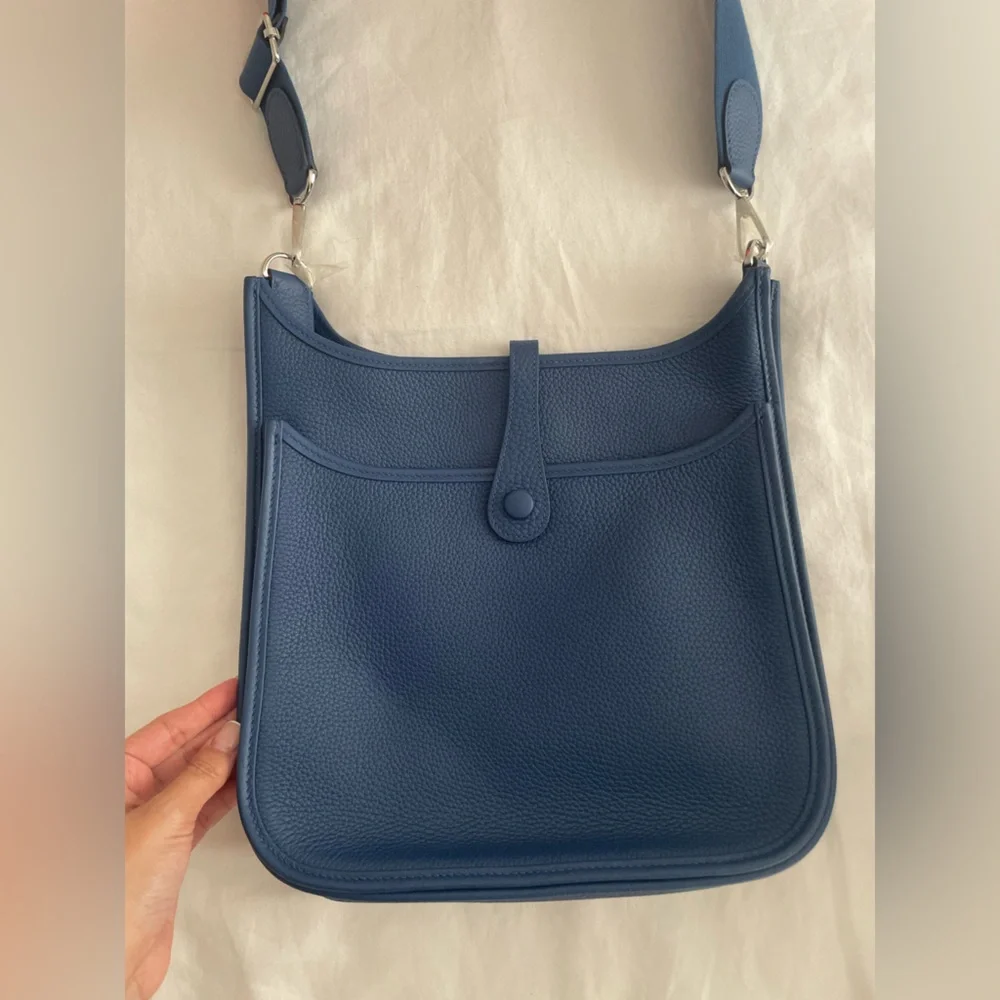 2025 Hermès Evelyne III 29 PM Bleu Tie Taurillon Clémence Leather Crossbody Bag